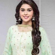 Eisha Singh - Juhi 